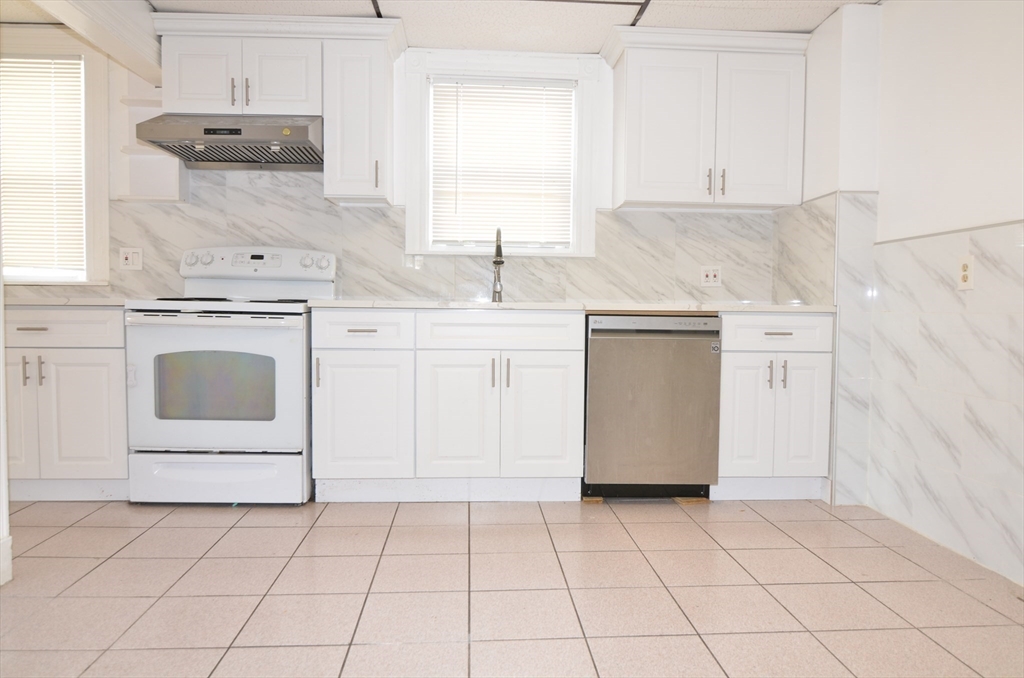 תמונה של הנכס: 114 Sagamore St #2, Quincy