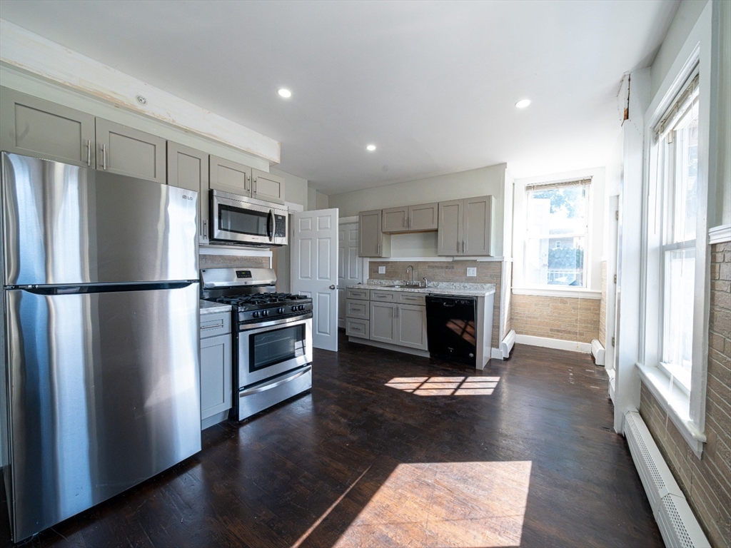 תמונה של הנכס: 7 cherry st #1, Lynn