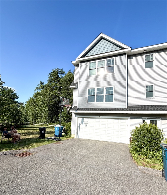 房源照片：19 Littleton Rd #309, Westford