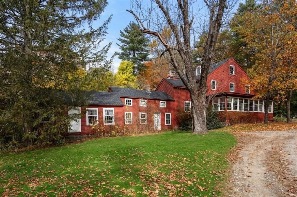 תמונה של הנכס: 102 Concord Road, Sudbury