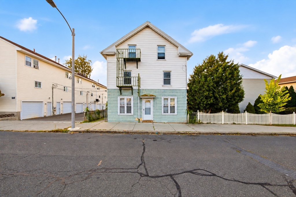 房源照片：77 Walnut St, Holyoke