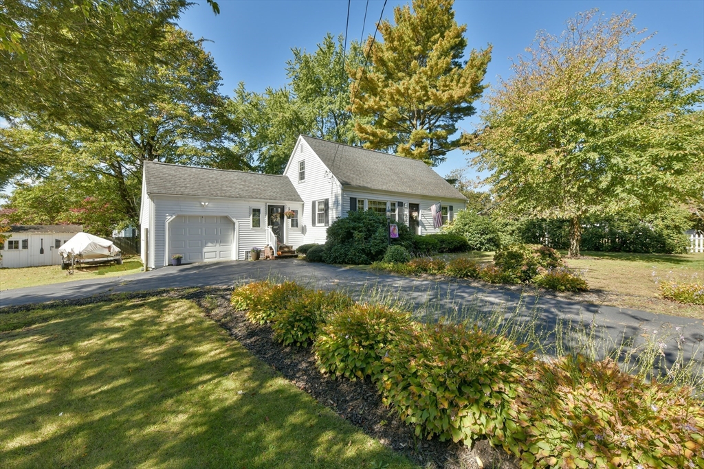 תמונה של הנכס: 398 South St, Plainville