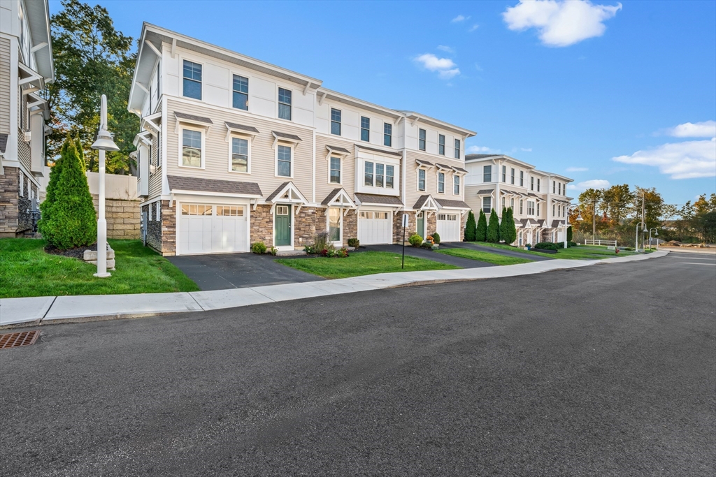תמונה של הנכס: 16 Hines Way #16, Newburyport