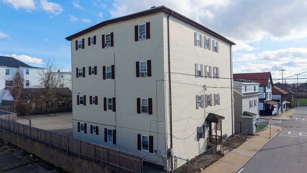 房源照片：144 Choate St., Fall River