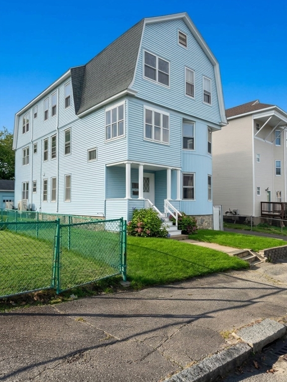 תמונה של הנכס: 15 Ericsson St #1, Worcester