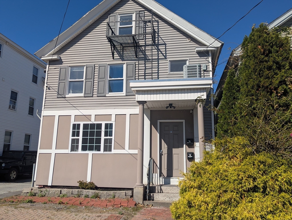 תמונה של הנכס: 243 Appleton St, Lowell
