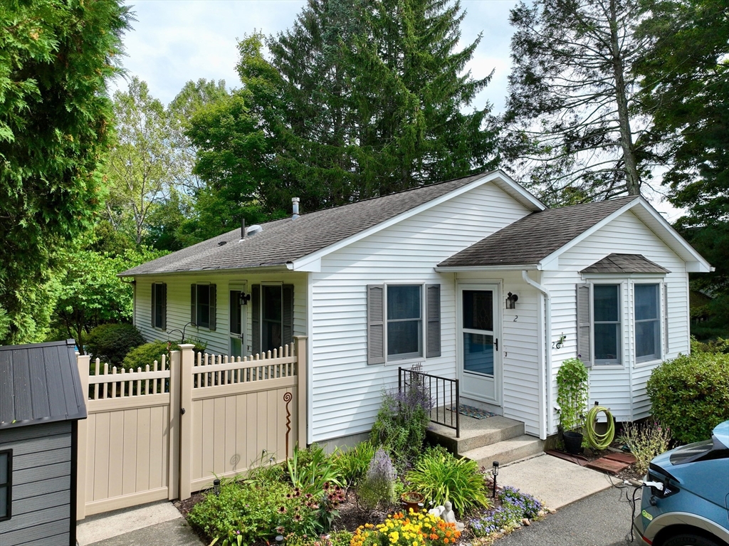 תמונה של הנכס: 2 Grandview Ln, Easthampton