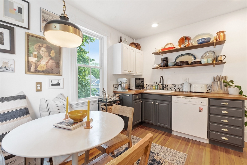תמונה של הנכס: 401 Cabot St #4, Beverly