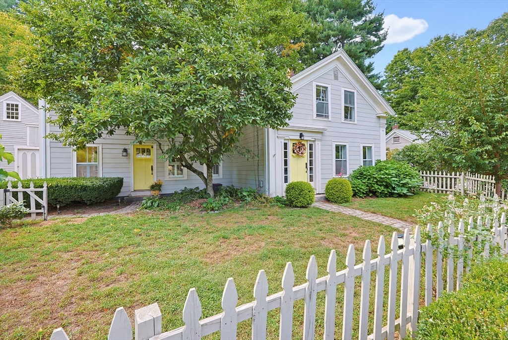 房源照片：423 South St, Holliston