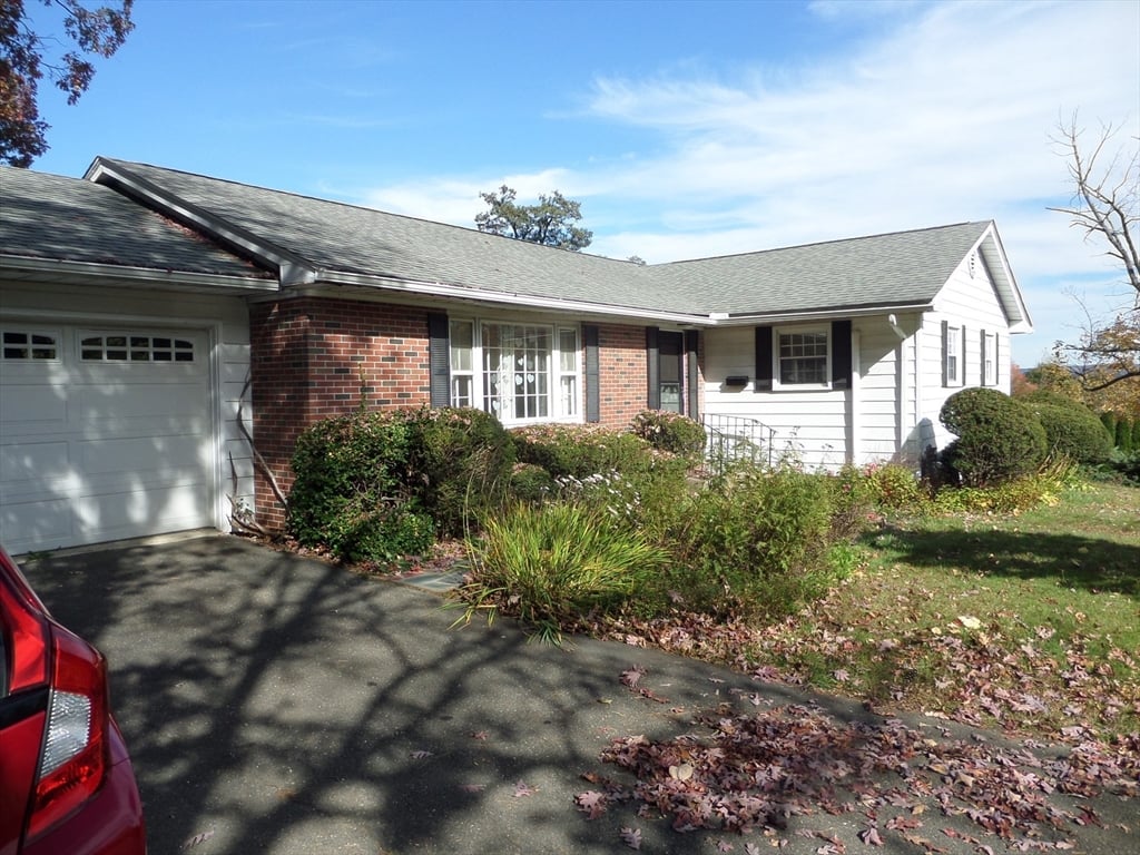 房源照片：76 Hillview Rd, Holyoke