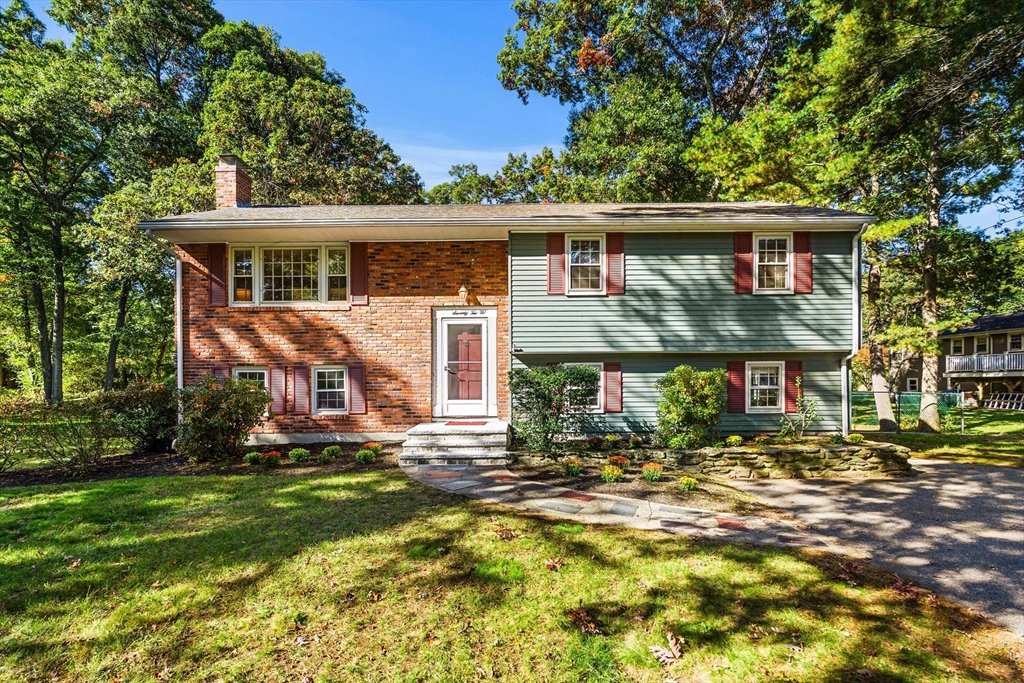 房源照片：72 Alden Road, Holliston