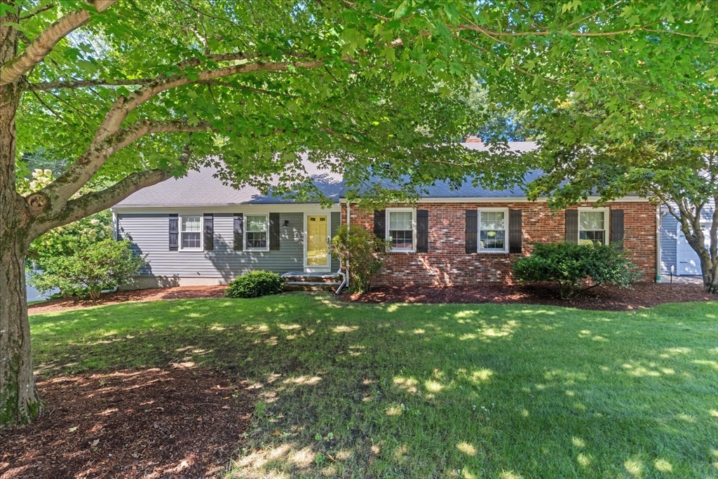 תמונה של הנכס: 101 Newell Dr, Cumberland