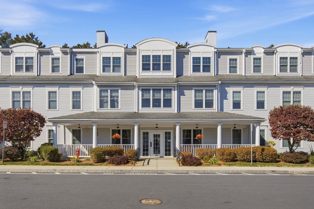 房源照片：27 Hartland Way #304, Acton