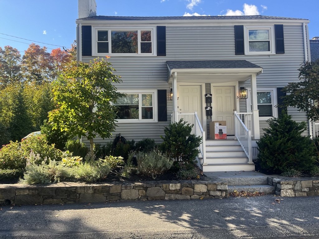 תמונה של הנכס: 7 Kinsley #3, Acton