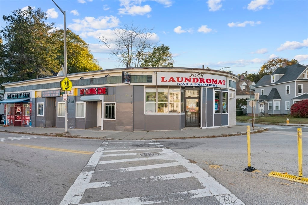 1 Ferdinand St, Worcester, MA 01603