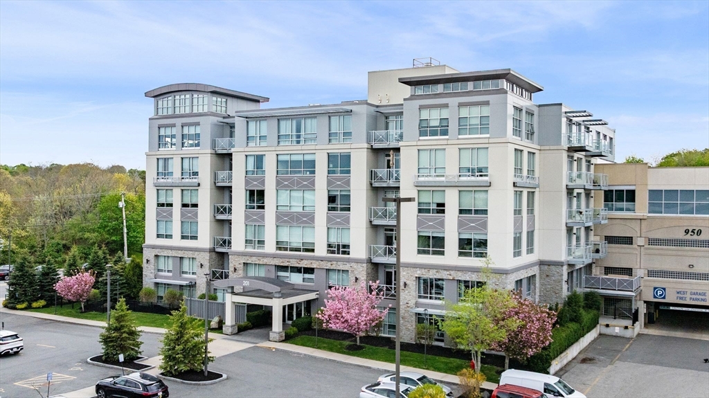 房源照片:201 Elliott St #407, Beverly