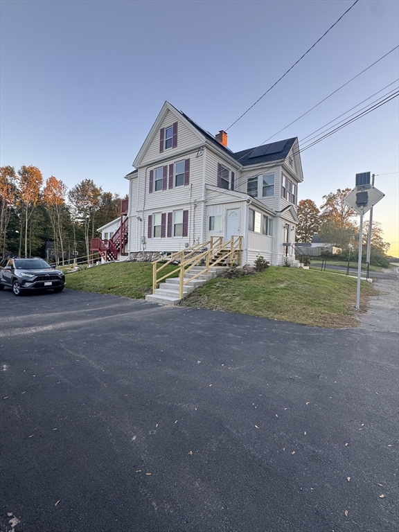 תמונה של הנכס: 239 Pleasant #1, Stoughton