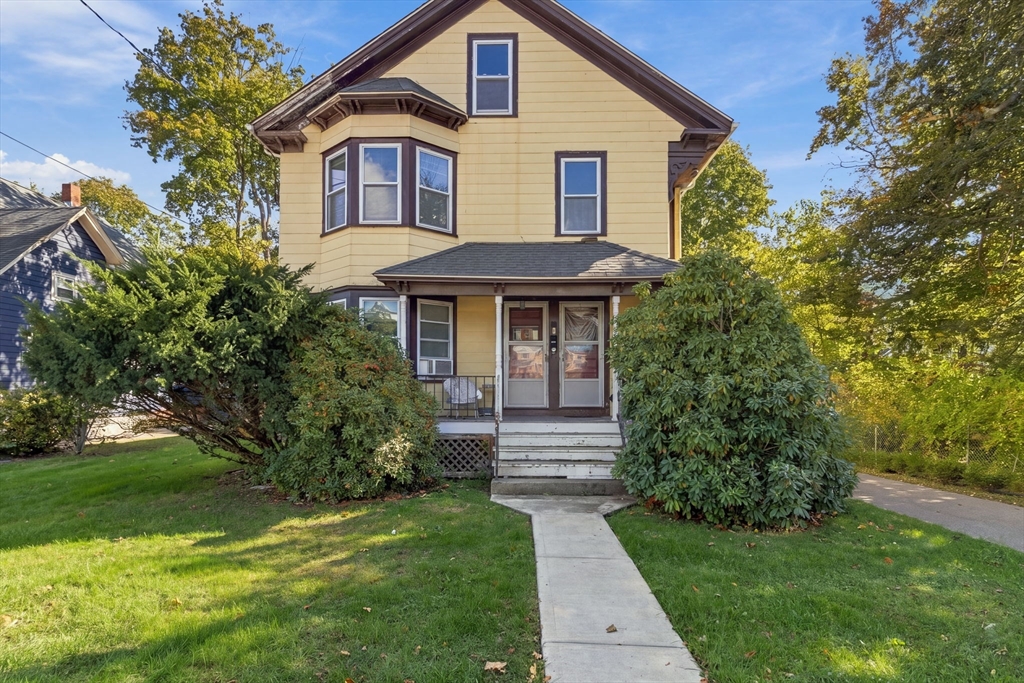 תמונה של הנכס: 562 Newport Ave, Attleboro