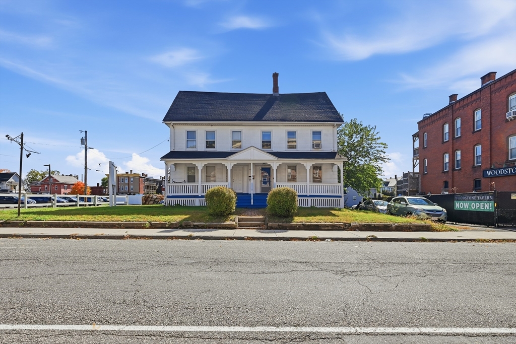 房源照片：856-858 Hampden St, Holyoke
