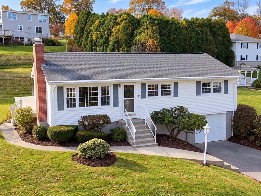 תמונה של הנכס: 16 Hycrest Dr, Worcester