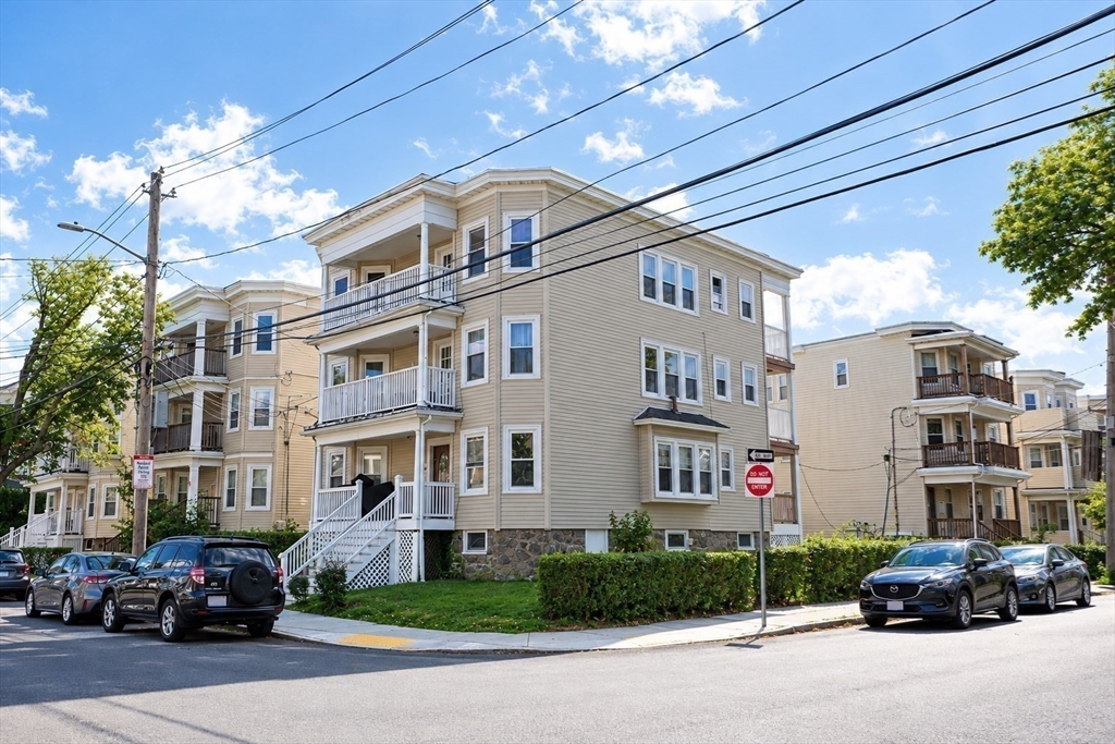 תמונה של הנכס: 28 Claymoss Rd., Boston
