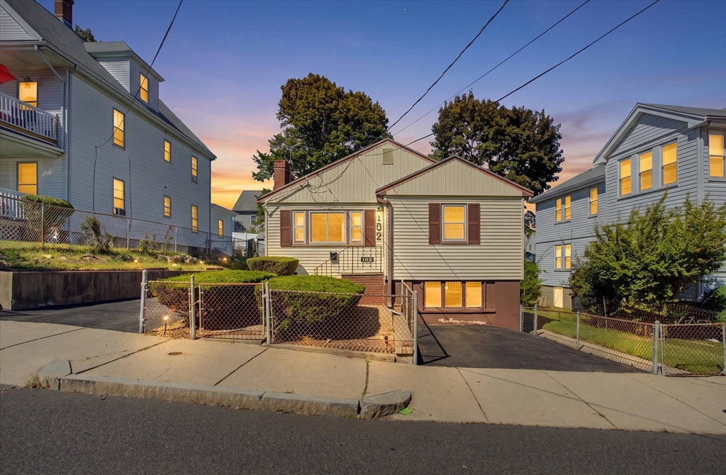 תמונה של הנכס: 102 Westminster St, Boston