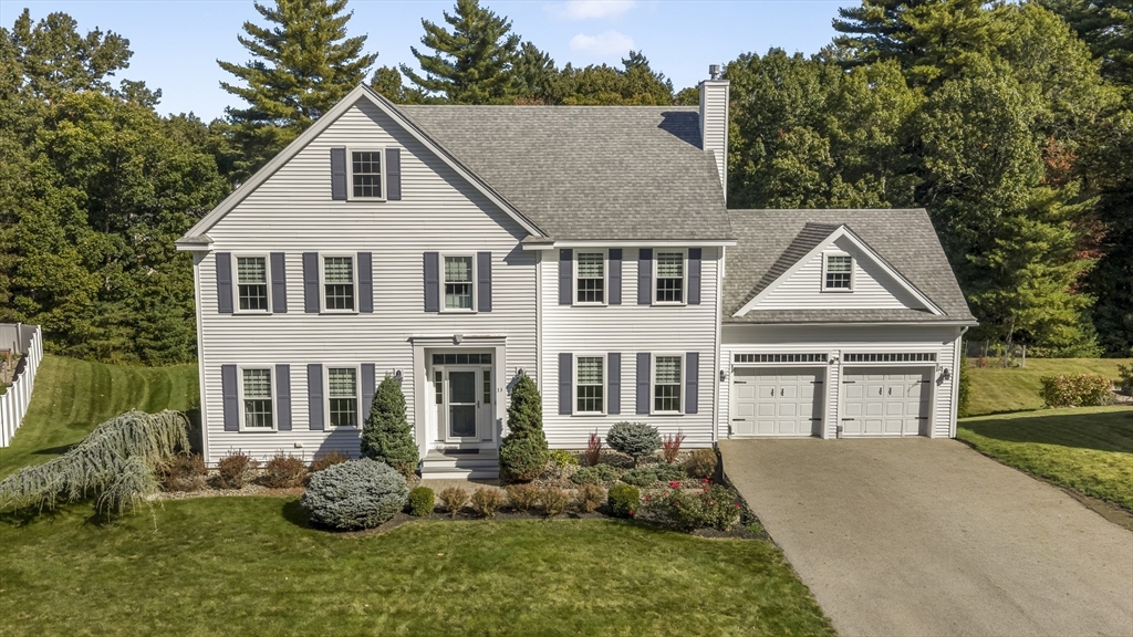 תמונה של הנכס: 33 Oak Ledge Cir, Rowley