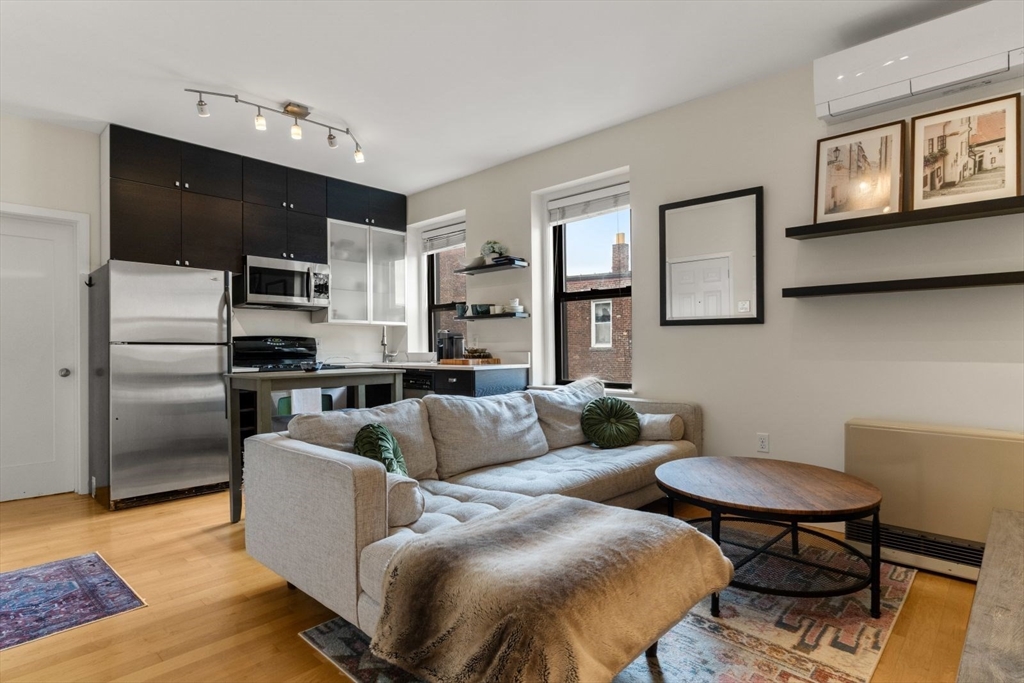 房源照片:155 Cottage Street #5, Boston