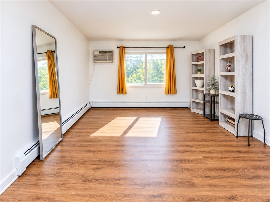 תמונה של הנכס: 24 Inman St #26, Lawrence
