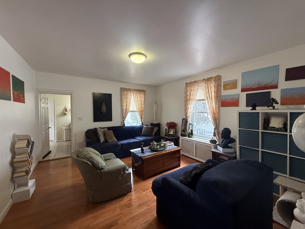 תמונה של הנכס: 13-15 Elmwood Ave #2, Quincy