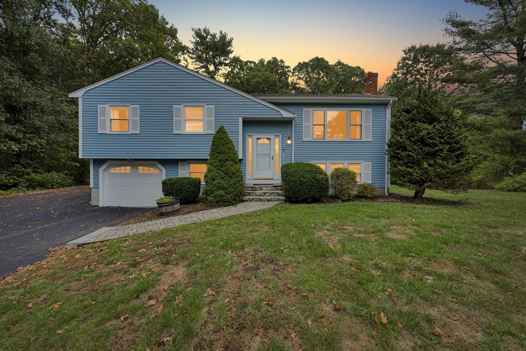 תמונה של הנכס: 7 Garrison Dr, Plainville