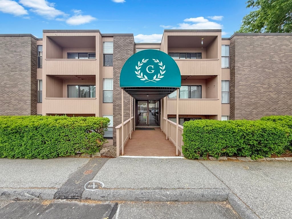 房源照片:22 Shrewsbury Green Dr #I, Shrewsbury