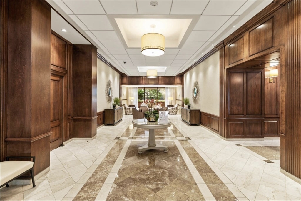 房源照片:2 Hawthorne Place #5H, Boston