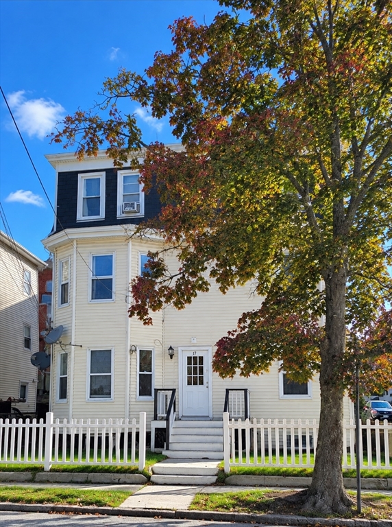 תמונה של הנכס: 17 Warren St #1, Peabody