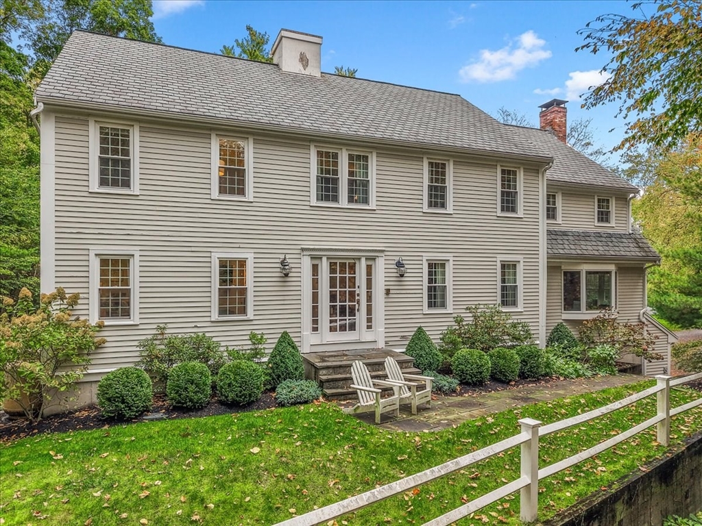 תמונה של הנכס: 19 Whitney Woods Lane, Cohasset