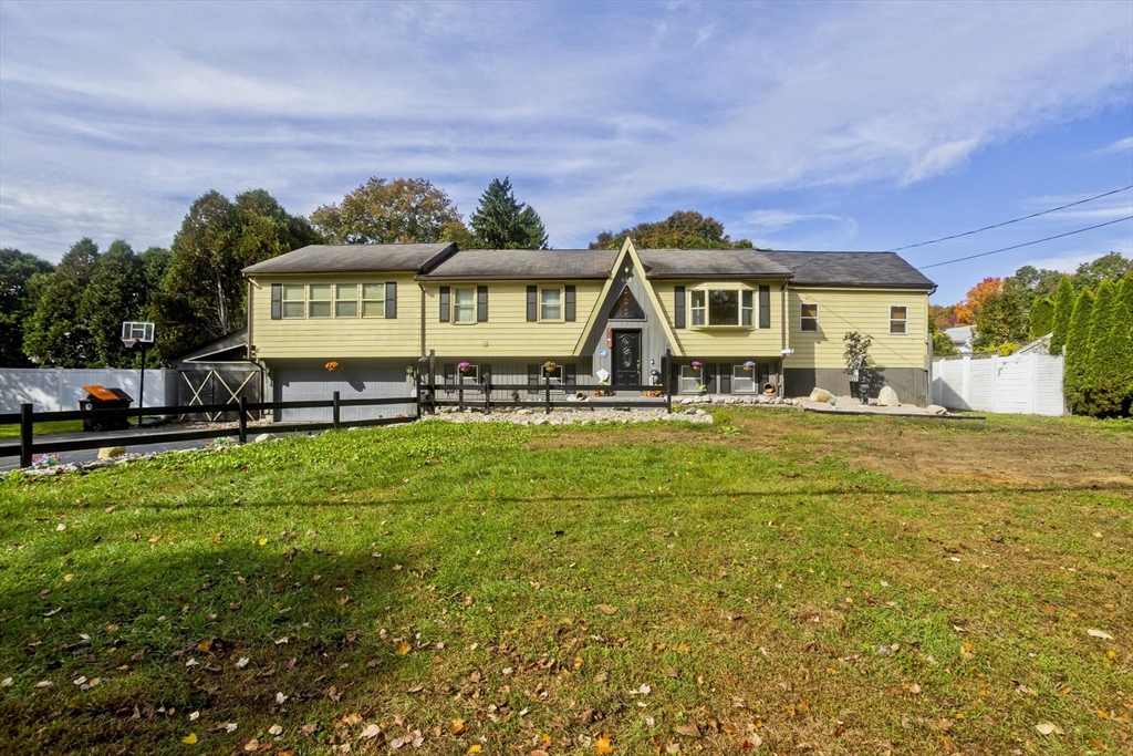 房源照片：688 S West St, Agawam