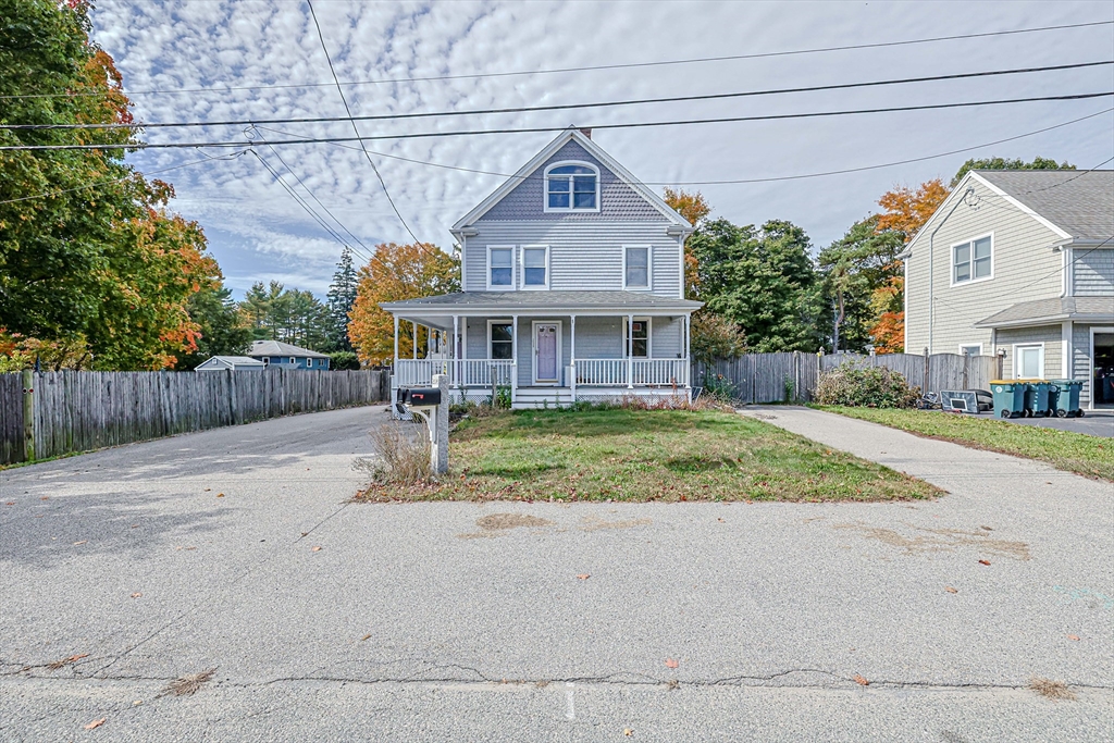 208 Railroad, Abington