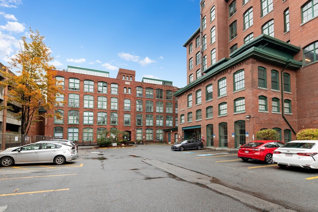 200 Market Street #413, Lowell