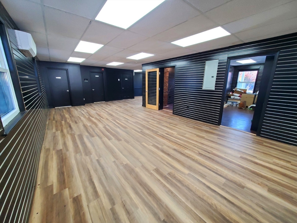 16 Central Sq #1W, Bridgewater, MA 02324