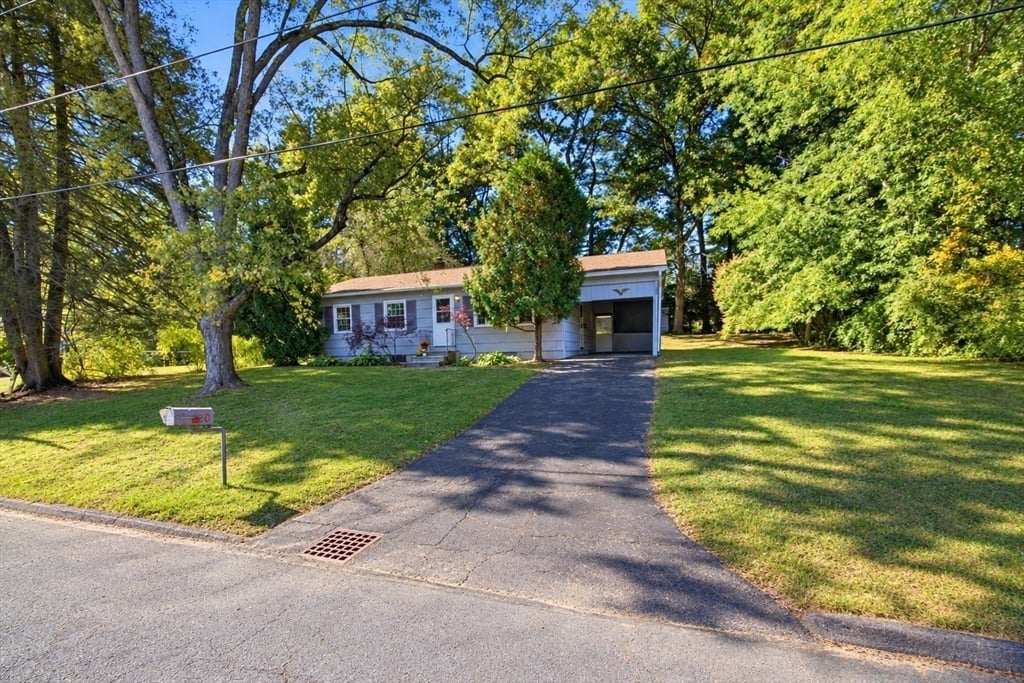 房源照片:20 Deerfield Dr, Northampton