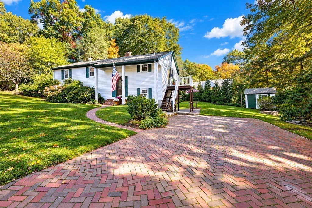 56 Alton Rd, North Attleboro