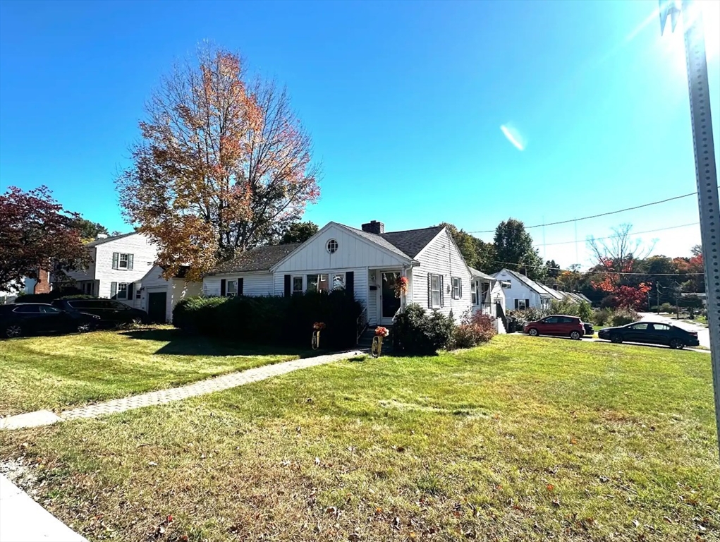 132 Maple Street, Framingham