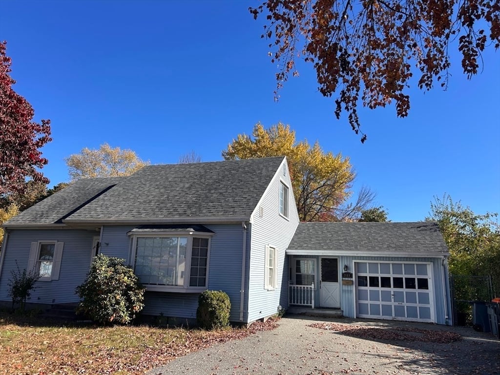 תמונה של הנכס: 2089 MEMORIAL DRIVE, South Hadley