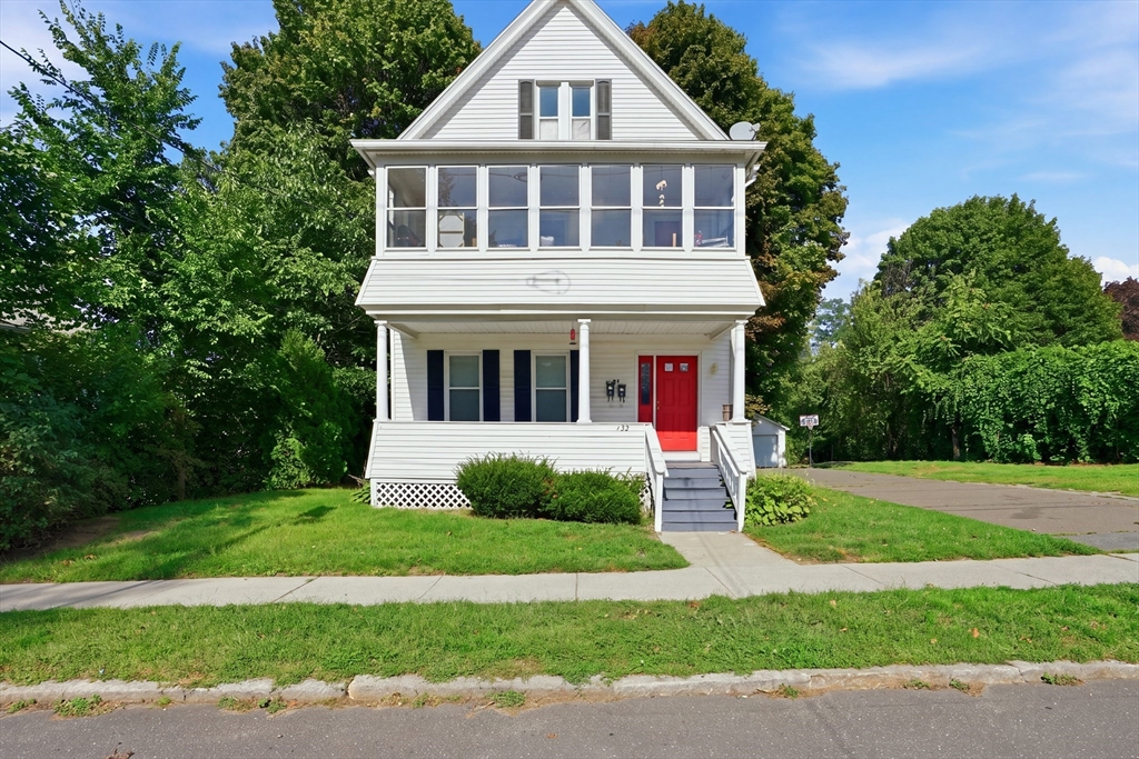 133 Hampden St, Chicopee