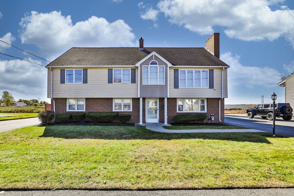 25 Venice Ave, Saugus