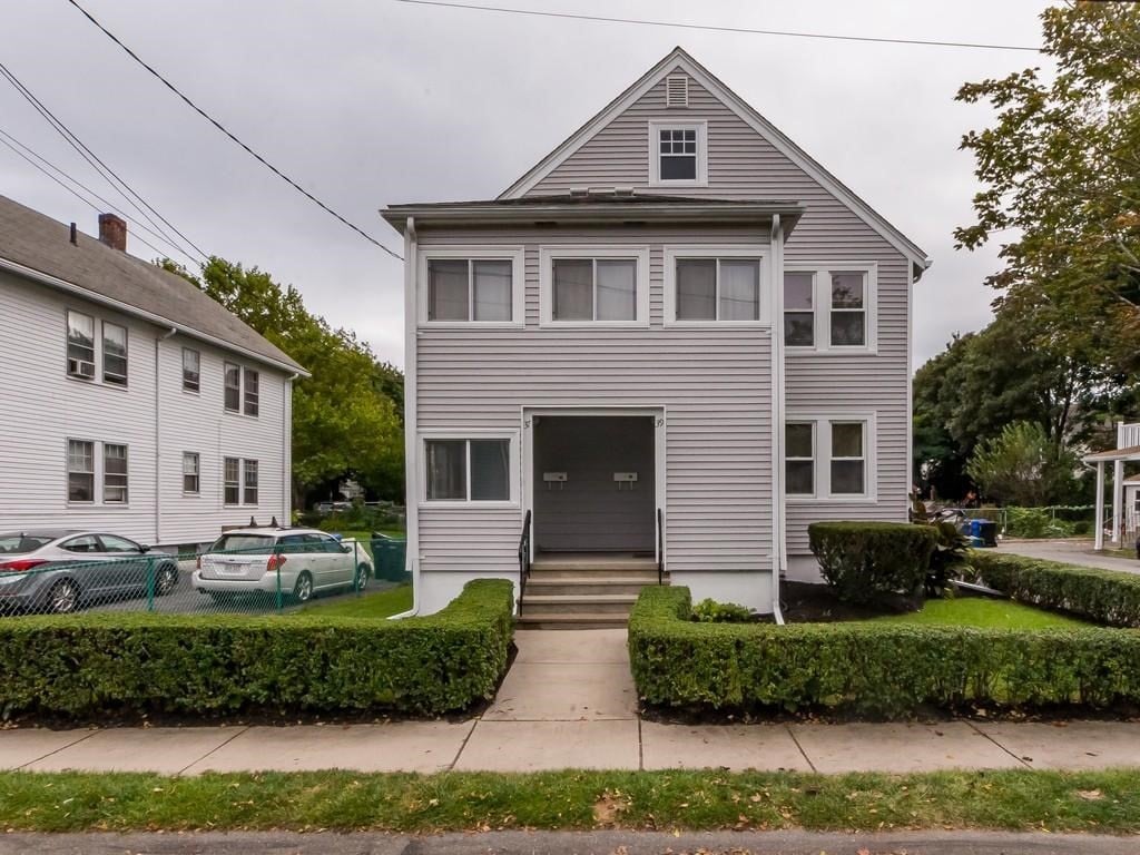 37-39 Chestnut St #37, Belmont