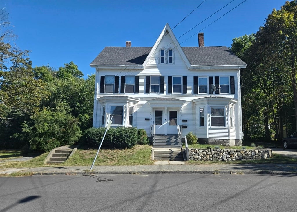 תמונה של הנכס: 23 Merrimack St #1, North Andover