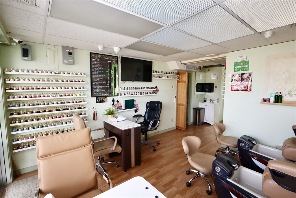 175 Cambridge Street #1, Burlington, MA 01803
