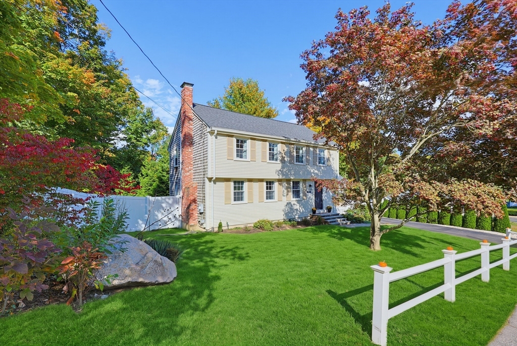 15 Calvin Rd, North Attleboro