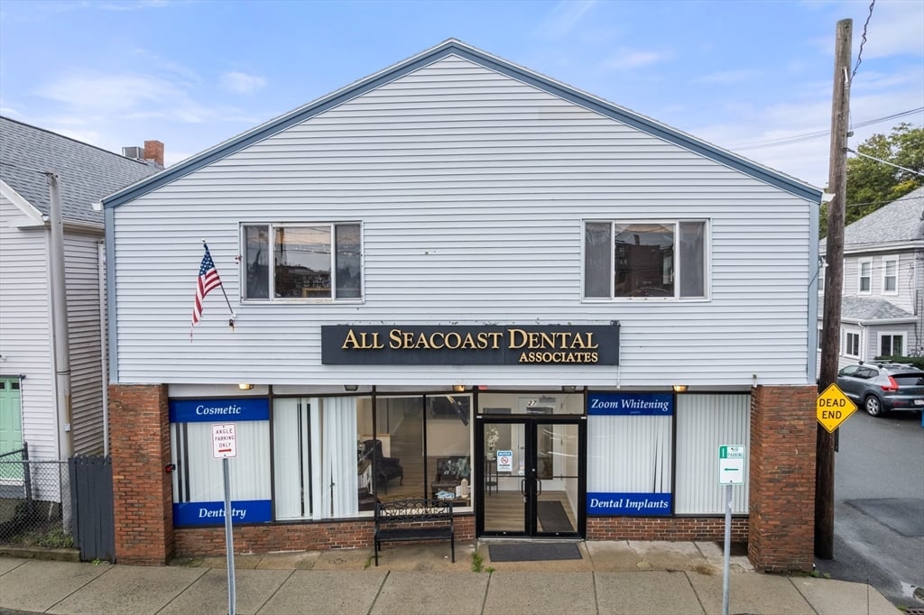27 Commercial Street, Gloucester, MA 01930